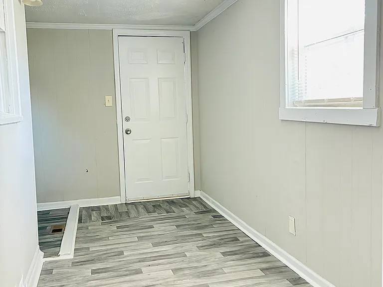 1110 Sykes St — Photo 12