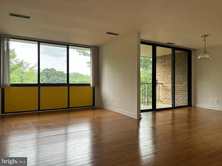 525 N Armistead St #302 — Photo 2