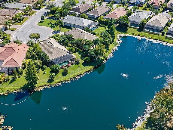 3rd image of 8057 Rio Bella Pl