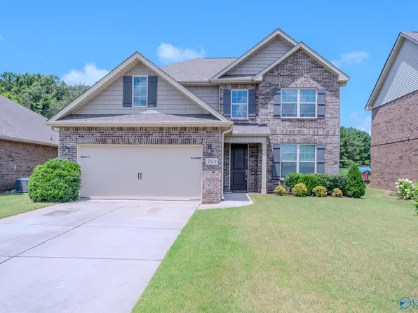 264 Willow Bank Cir, Decatur, AL 35603