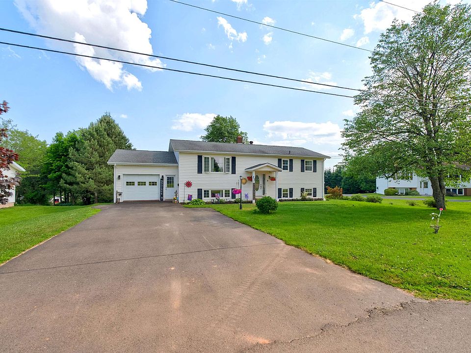 1st image of 17 Centennial Dr #17