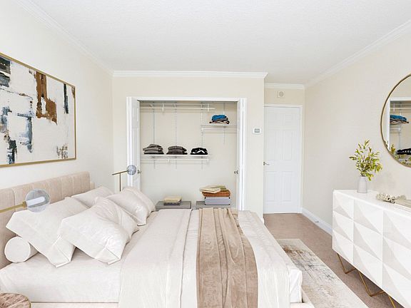 4th image of 5015 Battery Ln APT 208
