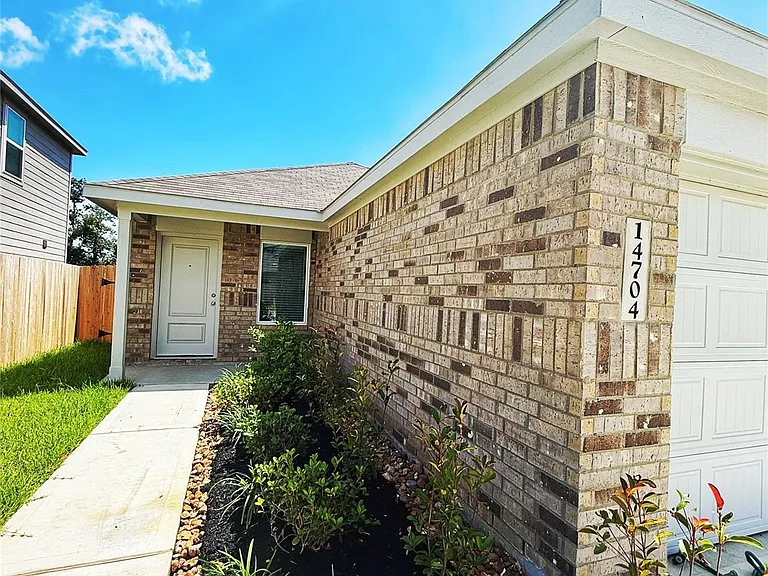 14704 S Ascot Bend Cir — Photo 3