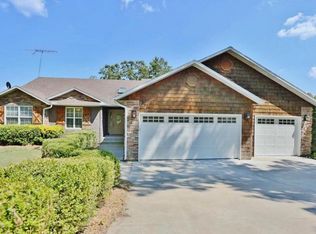 2997 Poverty Gulch Rd, Hollister, MO 65672