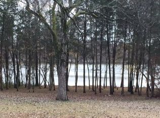 905 Newton Ln, Gallatin, TN 37066