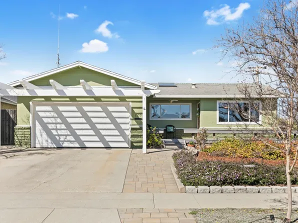 1555 Park Ridge Dr, San Jose, CA 95118