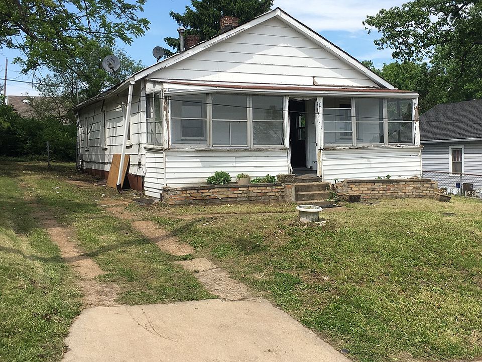 1st image of 8117 Hicks Ave