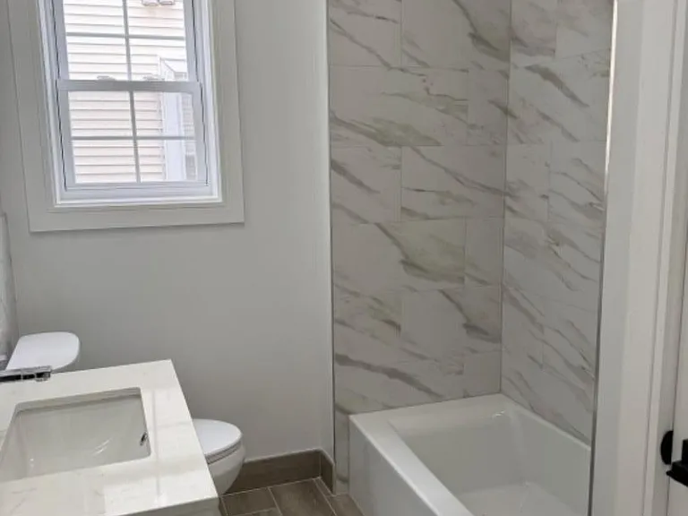 321 Jefferson Ave #1 — Photo 8