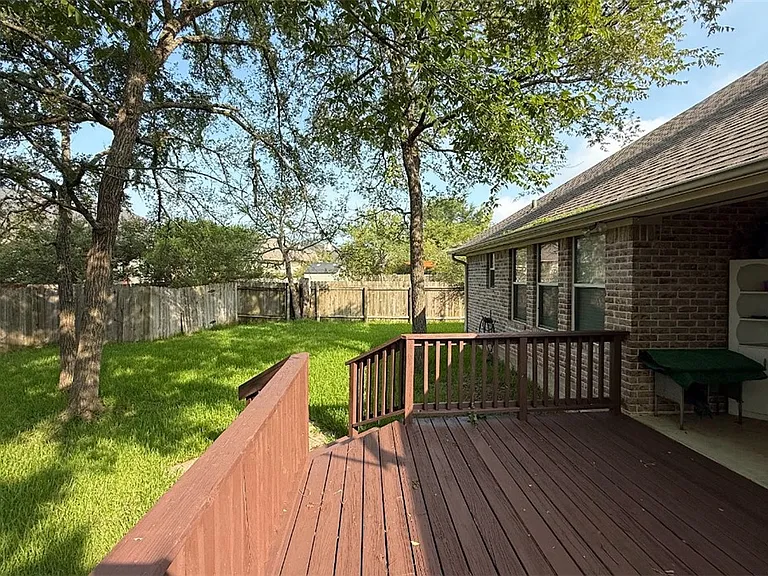 2350 Kendal Green Cir — Photo 26