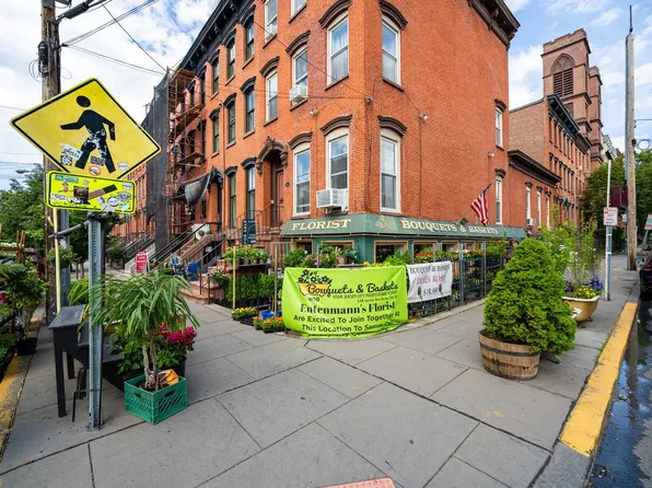 548 Jersey Avenue image 6 of 21