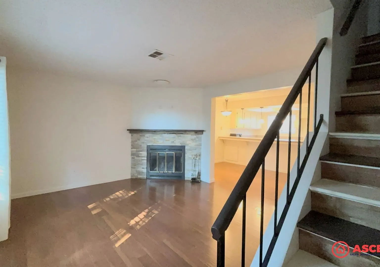 Stunning Updated 2BD/1BA Home in Bakersfield's 93309 Community Pool, & All Pets Welcome! — Photo 3