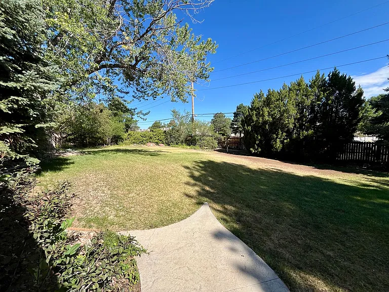 7635 E Amherst Ave — Photo 32