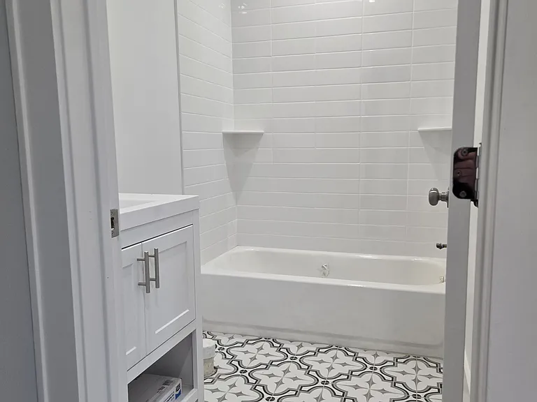 227 Columbia Ave #2 — Photo 11