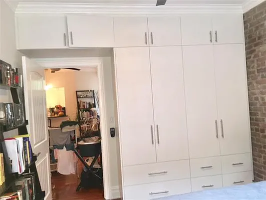 Rented by Bank Neary | media 67