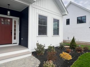 231 Sage Ln #51, Portsmouth, NH 03801