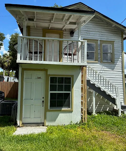 118 Bluefield Ave #1/2 — Photo 9