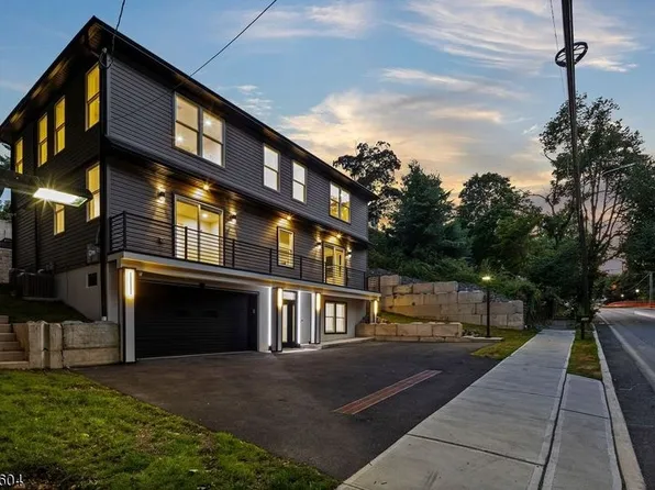 156 Pompton Rd, Haledon Boro, NJ 07508