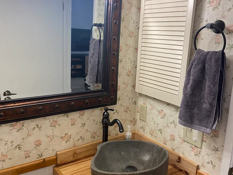 1st floor bathroom