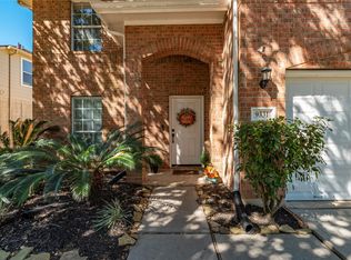 9331 Stoneridge Canyon Ln, Houston, TX 77089
