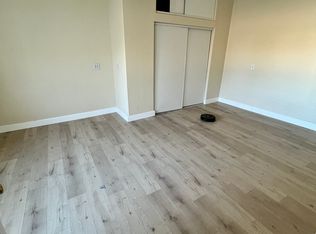 8750 W Avenue C8, Lancaster, CA
