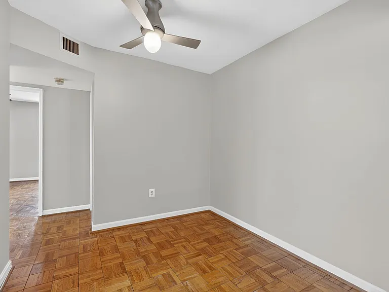 3825 Davis Pl NW #101 — Photo 10