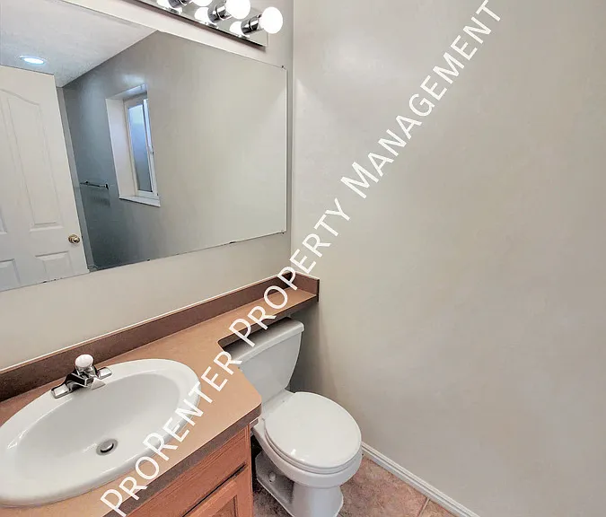 1488 Earl Cir — Photo 25