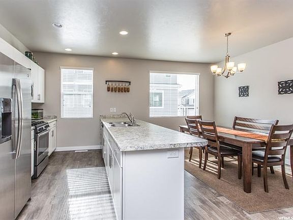3rd image of 3682 W Golden Sky Ln
