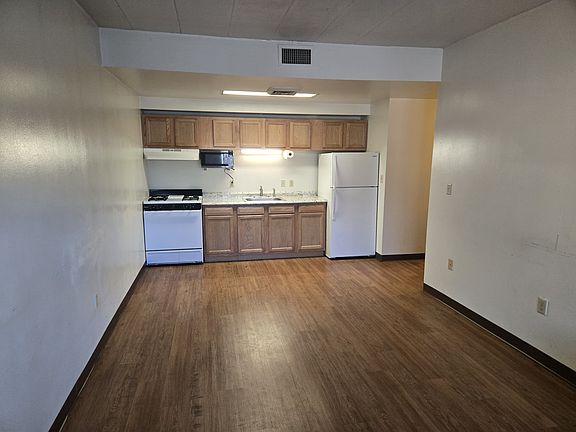 2nd image of 793 Myers Dr #103