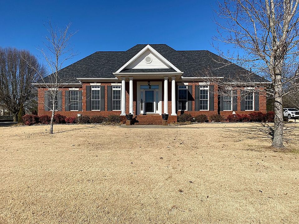 Front view of home 