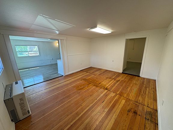 3rd image of 3036 NE Highway 101 #4