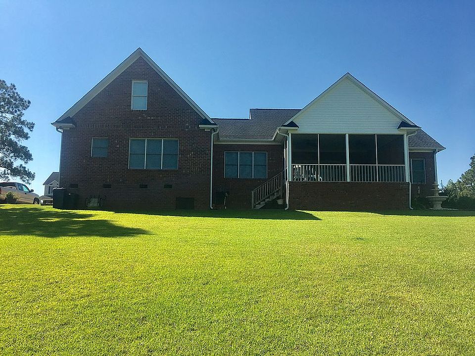 2nd image of 8512 Governors Ln