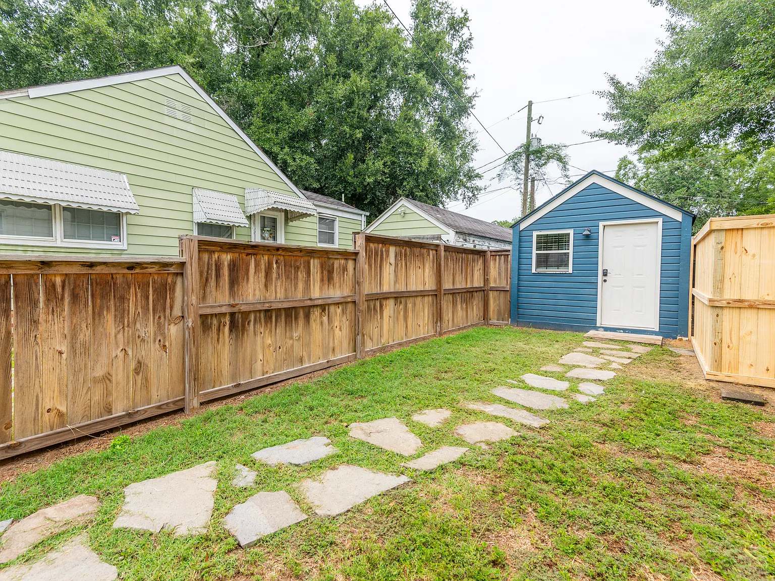 1 bed, 600 sqft, $1,800 — Photo 1