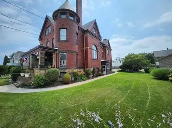 553 W 8th St, Erie, PA