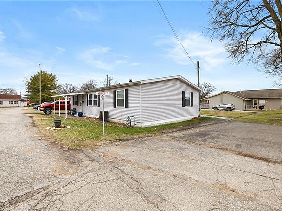 4th image of 141 N Xenia Dr