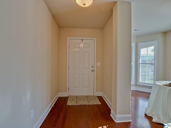 4th image of 6817 Wintercrest Way SE