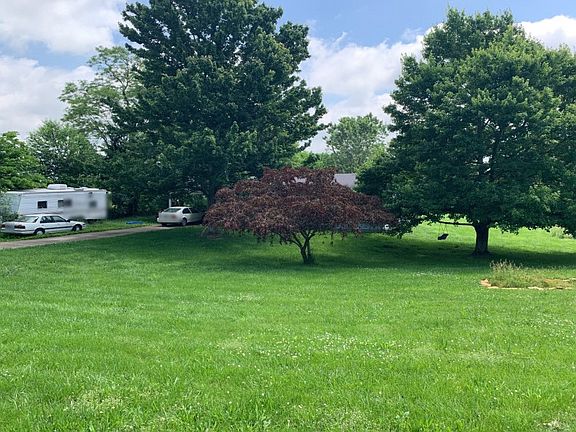 2nd image of 1098 Ammerman Pike