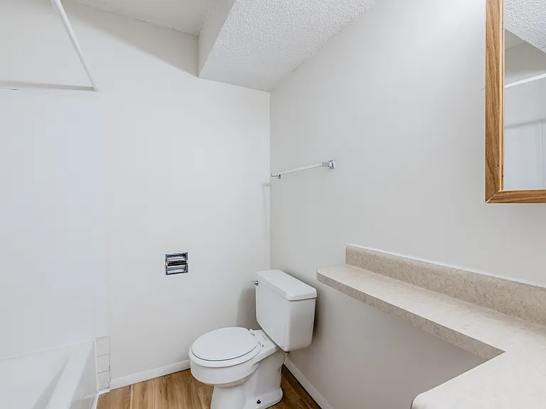 2901 N 56th St — Photo 21