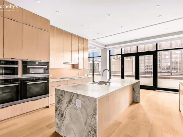 111 West 56th Street image 4 of 21