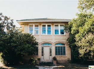 108 Saint Peter St, Gonzales, TX 78629
