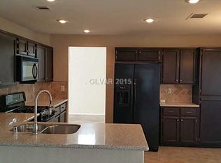 6824 White Lakes Ave, Las Vegas, NV 89130