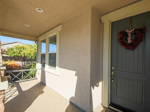 4th image of 17390 Shelton Way
