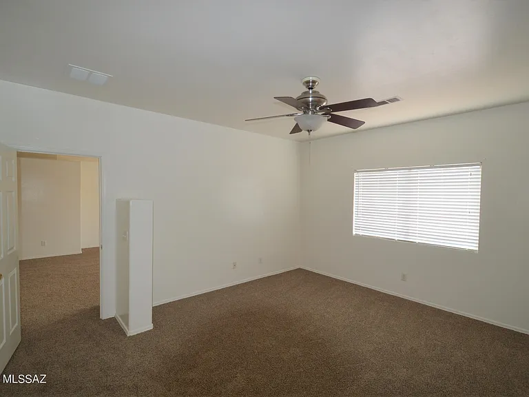 312 E Calle Cerita — Photo 6