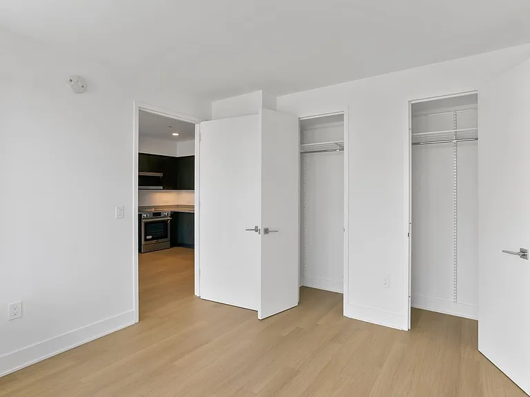 662 Pacific St #27G — Photo 9