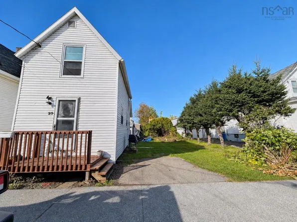 29 Essex St, Sydney, NS B1P 5C5