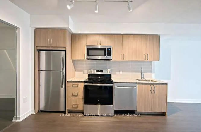 4010 Eglinton Ave W #317 — Photo 8