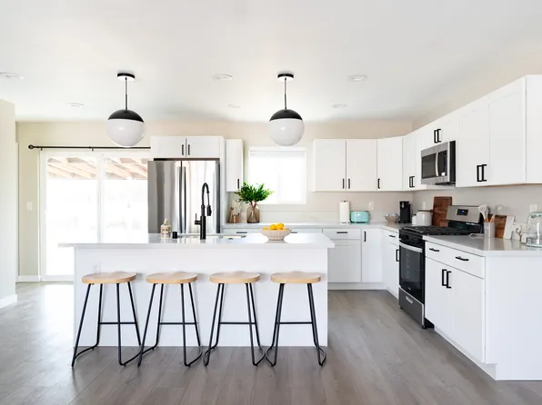 6407 Richard St, San Diego, CA 92115