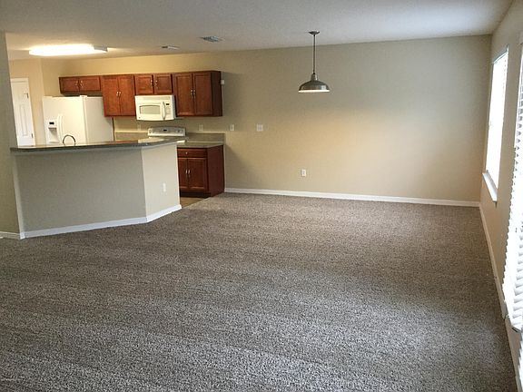 2nd image of 7622 Vandalay Dr