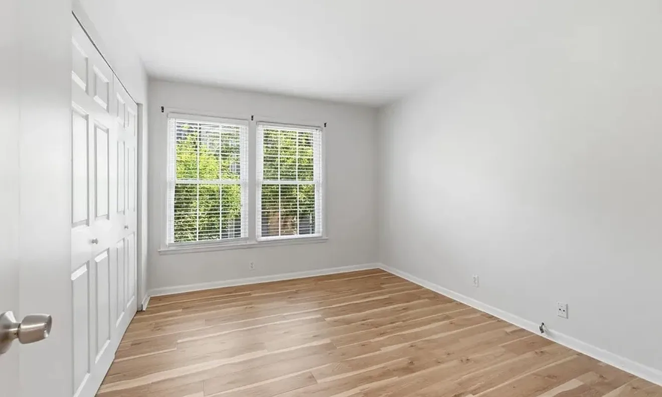 3 bed, 1586 sqft, $2,900 — Photo 3