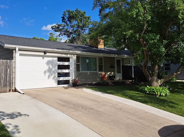 2204 Jensen Ave