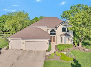 21155 Hunter Woods Dr, Frankfort, IL
